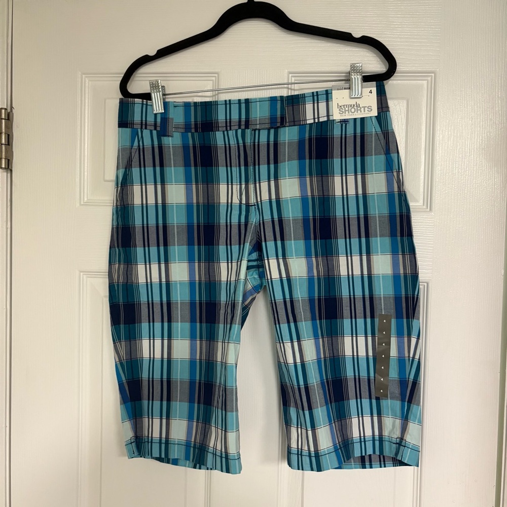 New York & Company Blue Plaid‎ Bermuda Shorts Size 4